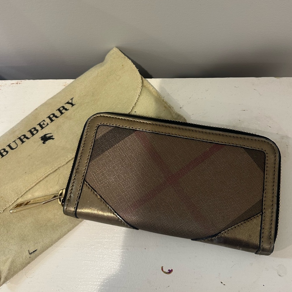 Burberry Plaid Wallet in original protective pouch